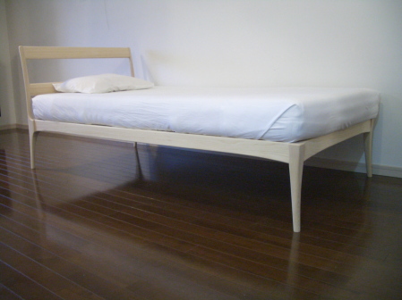 bed frame picutures