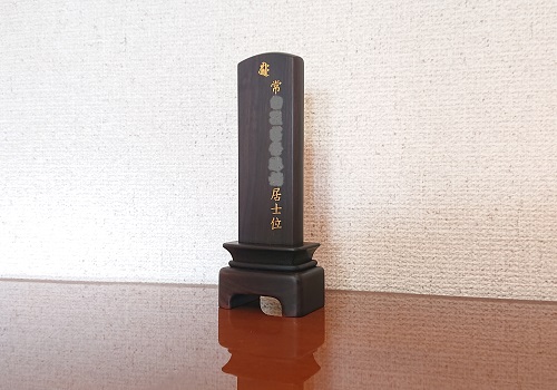 お位牌 黒檀材 オイル塗装<br/>ご遺族の故人に対する思いを形にしました