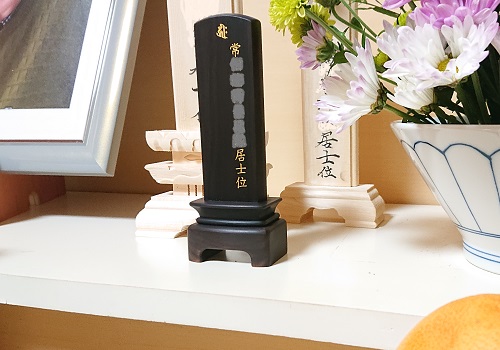 無事四十九日の法要に間に合いました<br/>製作された職人の方の技術と真摯に取り組まれた結果が如実に表れています