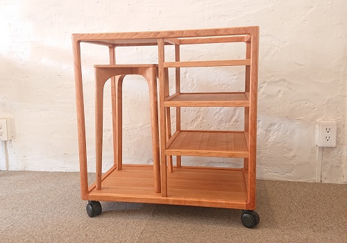 茶道 立礼用ワゴン チェリー材 硬化剤入りオイル塗装<br/>お客様のご指定の大きさ、仕様で製作致しました